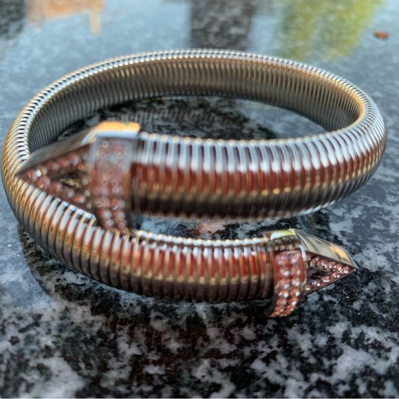 Stainless steel chunky cuff bracelet - Picture 2 of 5